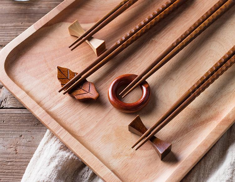 Advantages and Disadvantages of Wooden Tableware